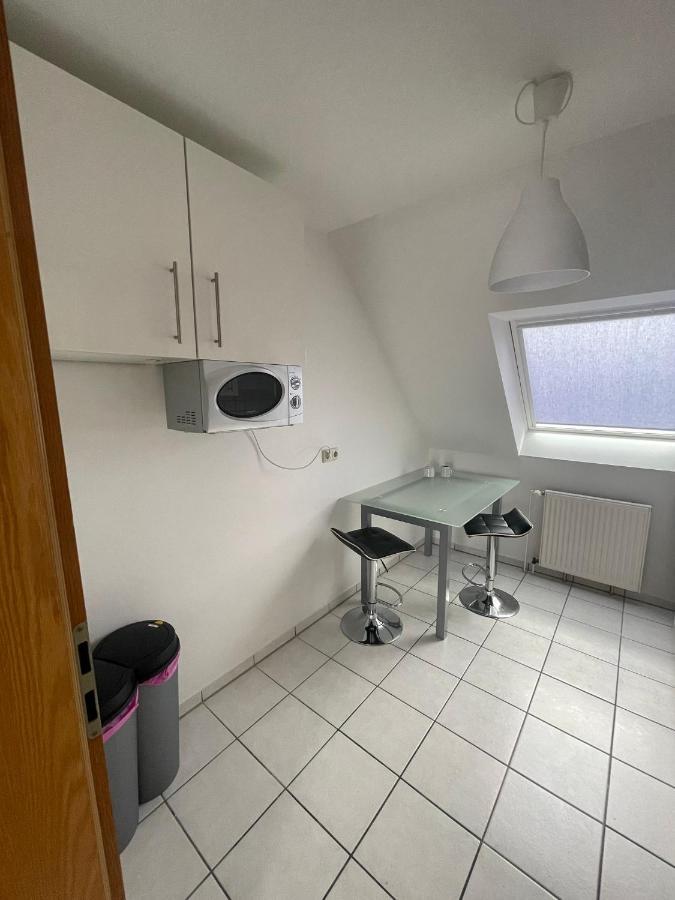 Monteurzimmer/Ferienwohnung Brauckstrasse, Гладбек Экстерьер фото