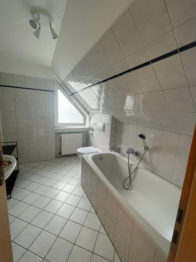 Monteurzimmer/Ferienwohnung Brauckstrasse, Гладбек Экстерьер фото